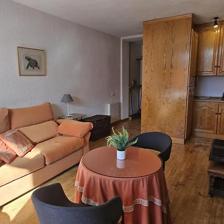 アパート Imeda Estudio Pradollano