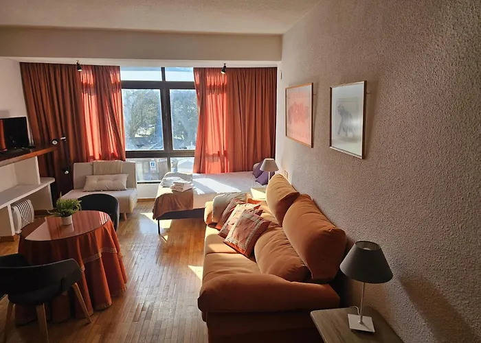 Imeda Estudio Pradollano * シエラネバダ